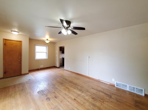 5151 83rd St, Milwaukee WI  53218-3647 exterior