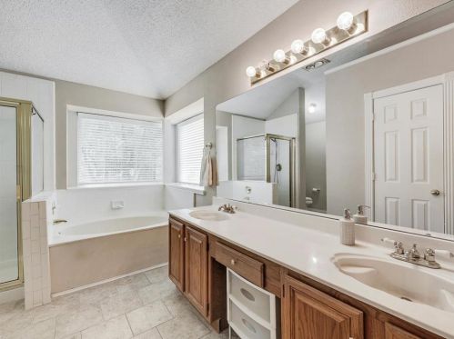 1412 Baker Dr, Cedar Hill TX 75104-1342 exterior