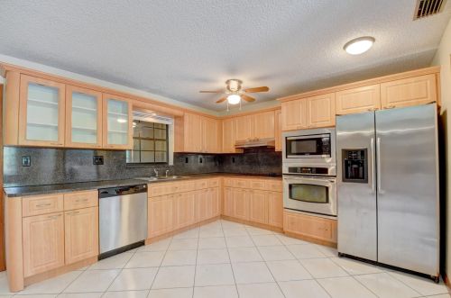 13266 46th Ct, West Palm Beach, FL 33411-8476