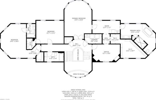 2 Winchester Dr, East Brunswick NJ  08816-3385 exterior