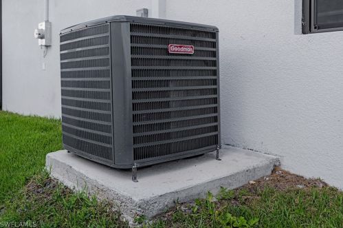 301 15th Ter, Cape Coral FL  33909-1239 exterior