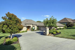 186 Tommotley Dr, Loudon, TN 37774-2120