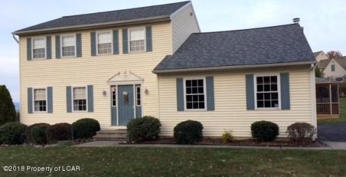 37 Osborne Dr, Pittston, PA 18640-3752