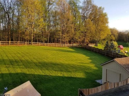 104 Haggerty Rd, Wantage NJ  07461-2707 exterior