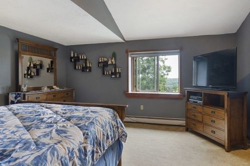 39 Steele St, Worcester MA  01607-1529 exterior