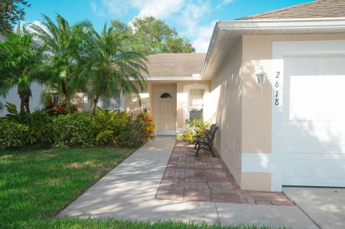 2618 12th Sq, Vero Beach, FL 32968-5066