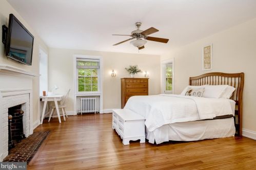 527 Tennis Ave, Prospectville PA 19002-6016 exterior