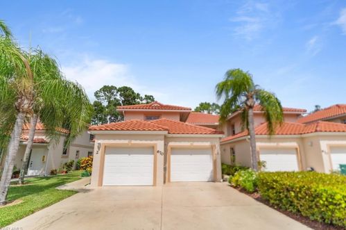 670 Luisa Ln, Naples FL  34104-9428 exterior