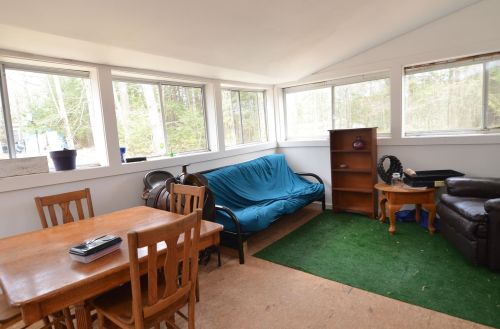 13 Oak St, Northwood NH  03261-3915 exterior
