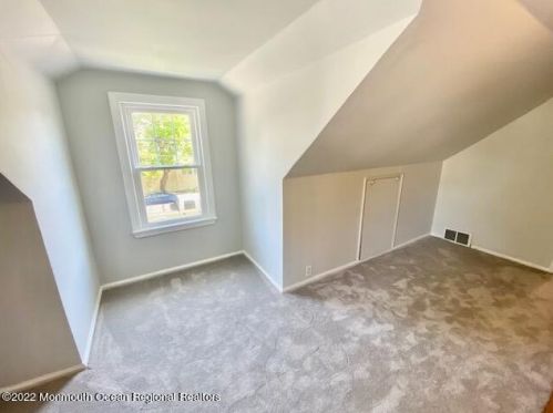 54 Fifth St, Old Bridge NJ exterior