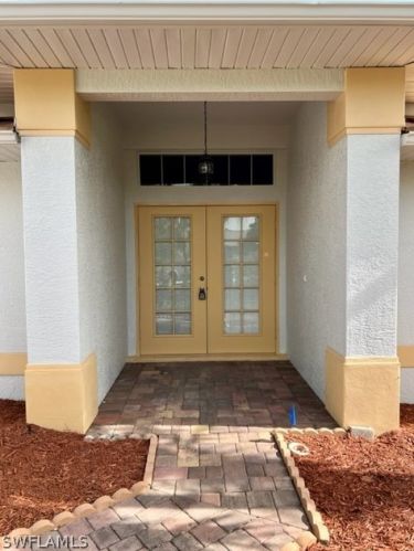 1128 46th Ter, Cape Coral, FL 33914-6347