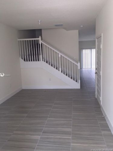 8805 103rd Pl, Miami, FL 33178-2739