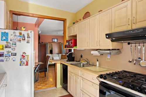 623 Faile St, Bronx NY  10474-6927 exterior