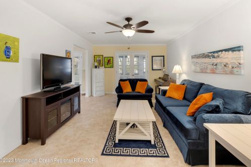 24 Patmore Rd, Bricktown NJ  08724-1940 exterior