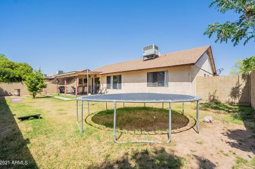 6319 Turquoise Ave, Glendale AZ 85302-1037 exterior