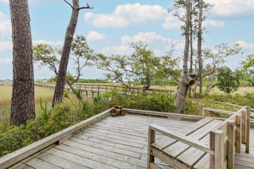 208 Slipper Shell Ct, Mount Pleasant SC  29464-6724 exterior