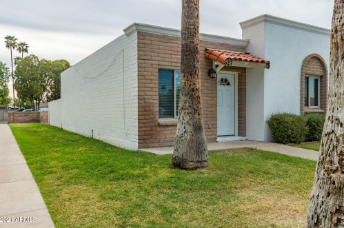 627 Lesueur Cir, Mesa, AZ 85203-6351