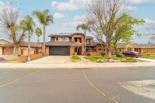 947 Snowgoose Ln, Manteca, CA 95337-6099