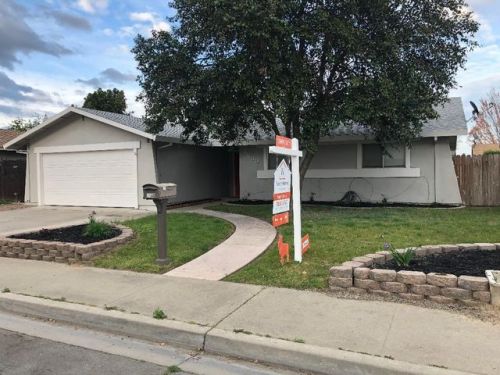 2660 Dow St, Turlock, CA 95382-0900