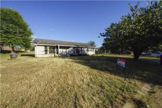 3904 Lunn Dr, Nashville, TN 37218-1429