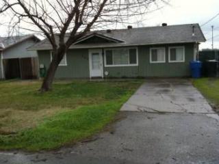 881 Rood Ave, Sacramento, CA 95838-1626