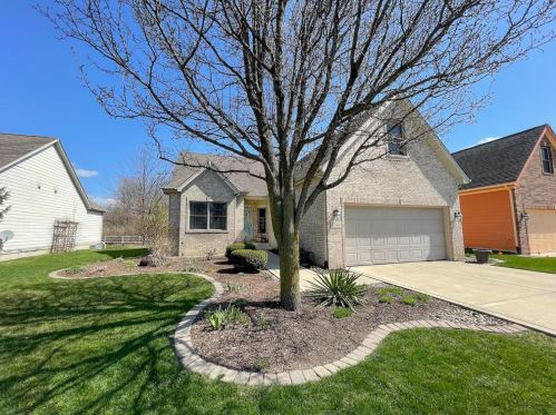 8384 Doubletree Dr, Crown Point, IN 46307-9470