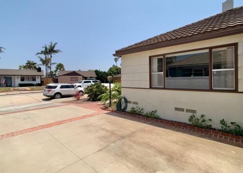 3540 Promontory St, San Diego CA 92109-6612 exterior