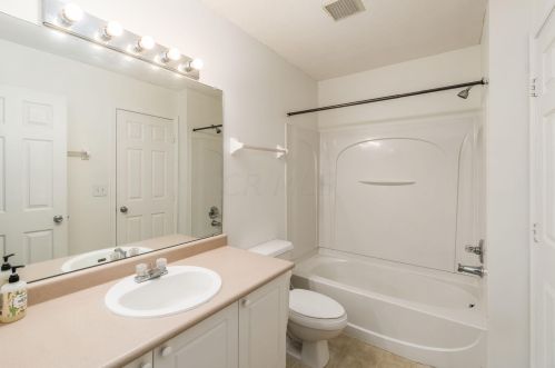 309 Shadbush Dr, Blacklick OH  43004-8443 exterior