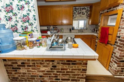 445 Simmons Rd, Turlock CA  95380-9786 exterior