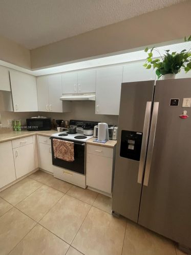 1601 128th Ter, Hollywood FL  33027-2149 exterior