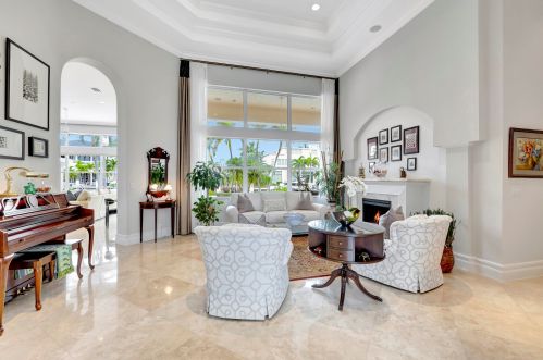 955 Gardenia Dr, Delray Beach FL  33483-4806 exterior
