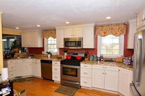 45 Cushing Rd, Warwick RI  02888-3403 exterior