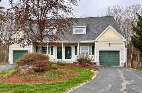 12 Arrow Ln, Raymond NH  03077-1612 exterior