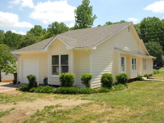 3809 King Edward Ct, Greensboro, NC 27455-2577