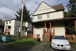 518 F St, Ocosta, WA 98520-2606
