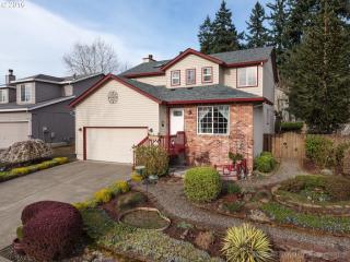 51597 5th St, Scappoose, OR 97056-4032