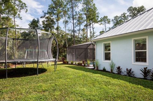 421 35th Ave, Naples FL  34120-1356 exterior