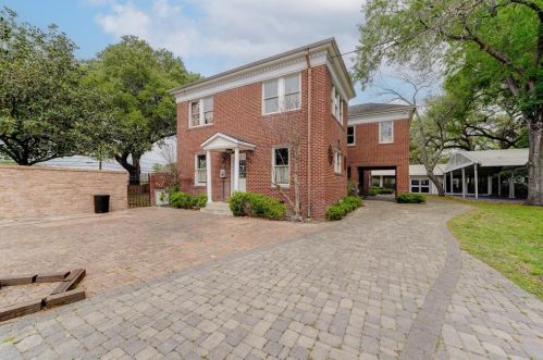 907 Morton St, Richmond TX 77469-3076 exterior