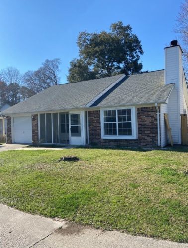 9520 One Notch Rd, Ladson SC  29456-4962 exterior