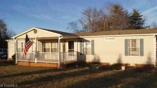5107 Nc 704 Hwy, Sandy Ridge, NC 27046-7280