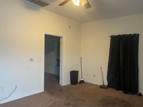 4710 Avenue, Galveston TX  77551-0049 exterior