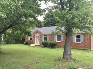 330 Wimpole Dr, Nashville, TN 37211-2629