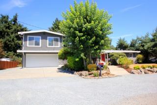 9915 32nd St, Puyallup, WA 98371-2615