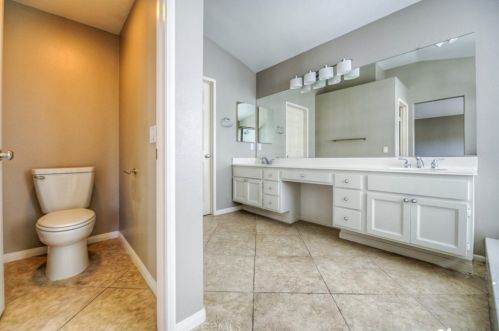 621 Sepulveda Pl, Placentia CA  92870-4292 exterior