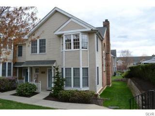 3424 Park Pl, Bethlehem, PA 18017-2468