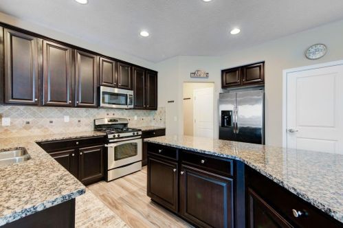 4826 Lakeview Ct, South Lebanon OH  45065-1458 exterior