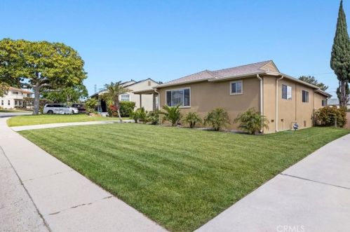 2809 Faber St, Redondo Beach, CA 90278-1718