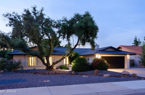 7448 Windrose Dr, Scottsdale, AZ 85260-4741