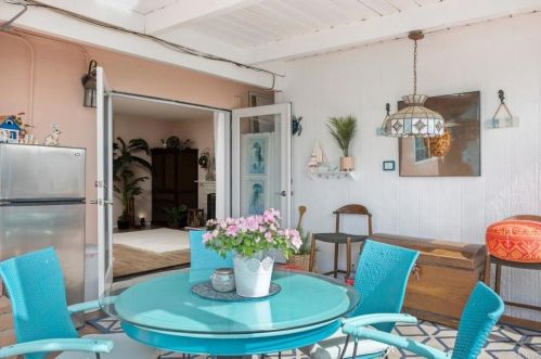 4037 Vista Calaveras St, Oceanside CA  92056-4607 exterior