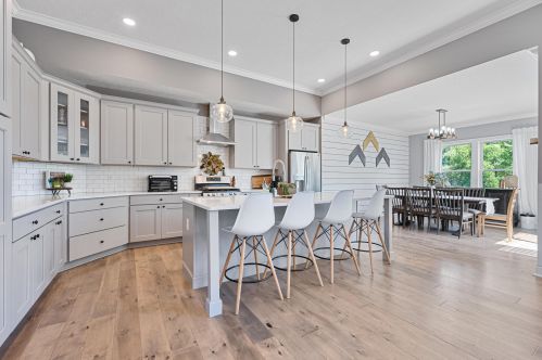 1043 Carryback Dr, Pataskala OH 43062-9543 exterior